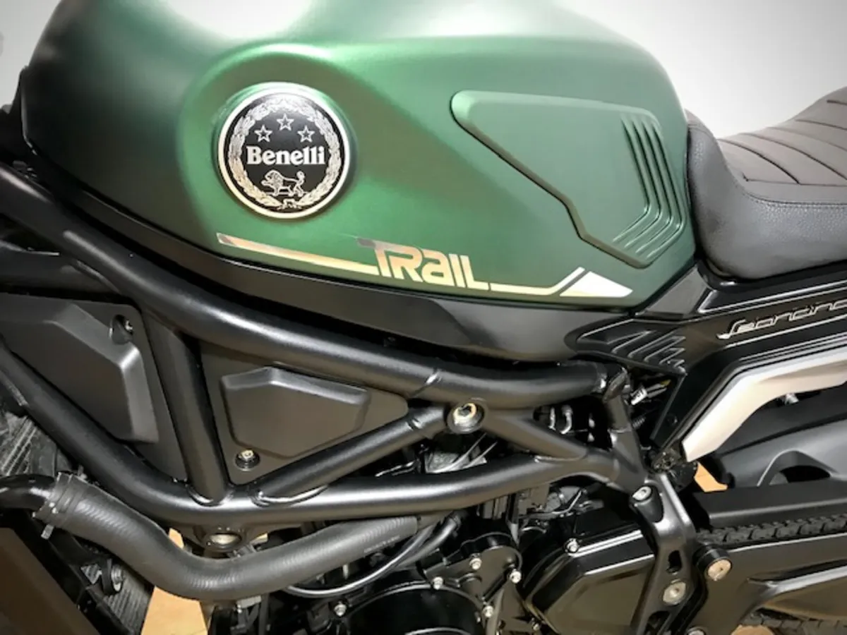 PRE-OWNED Benelli Leoncino Trail 800 2024 - Image 4