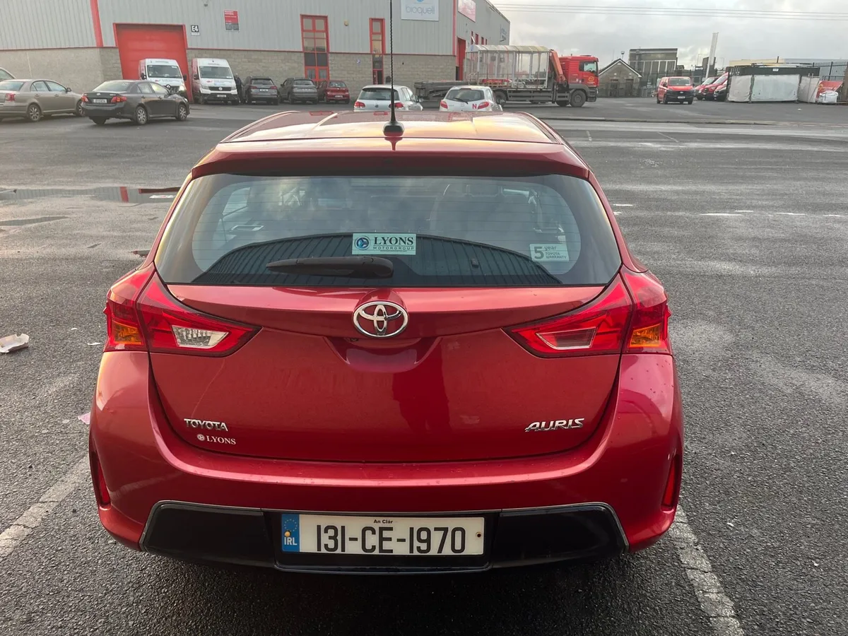 Toyota Auris - Image 3