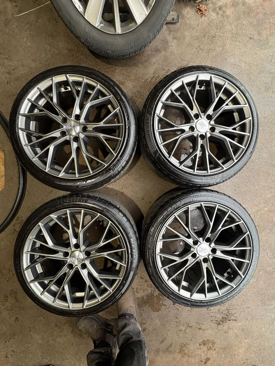 18inch VW golf Leon Skoda caddy alloys - Image 1