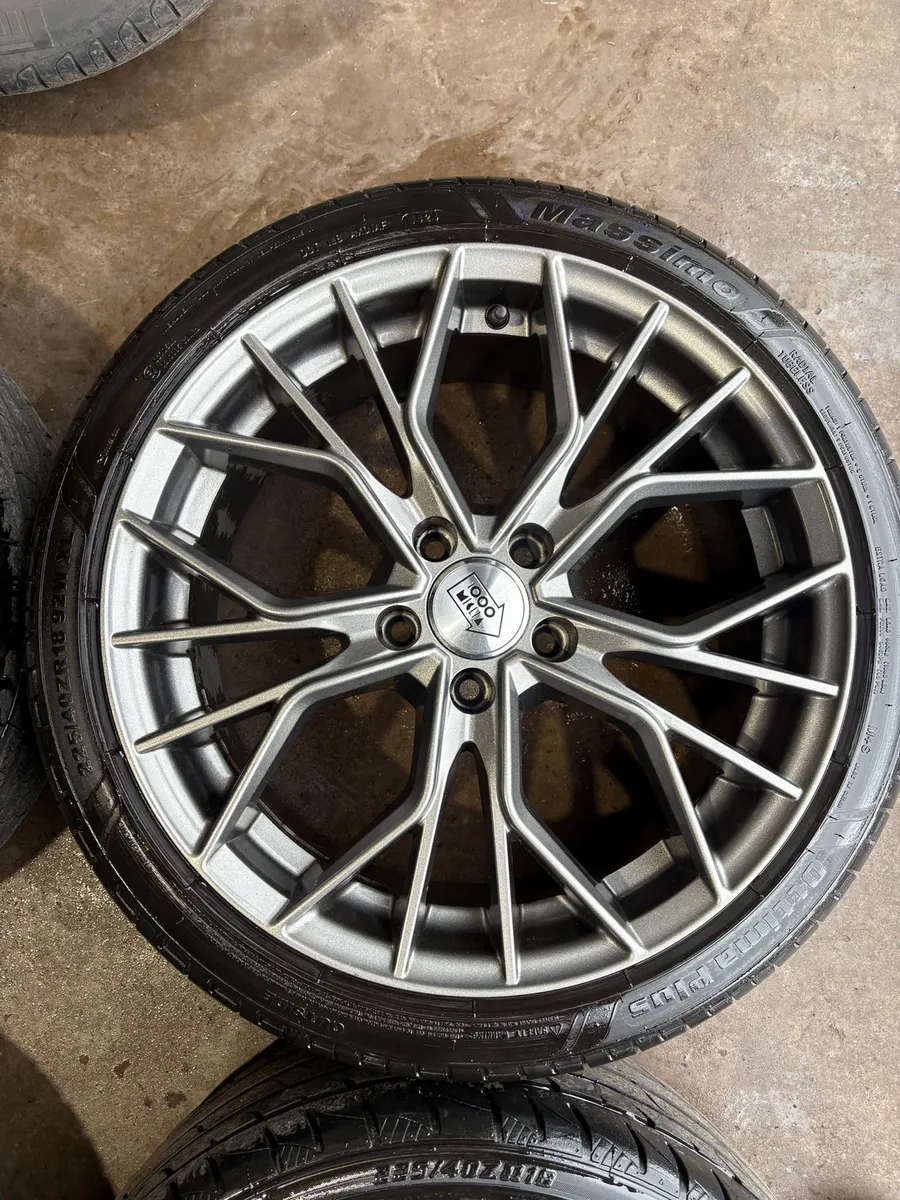 18inch VW golf Leon Skoda caddy alloys - Image 4