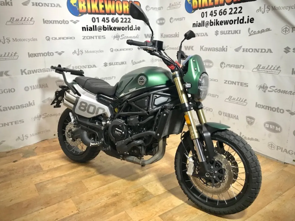 PRE-OWNED Benelli Leoncino Trail 800 2024 - Image 2