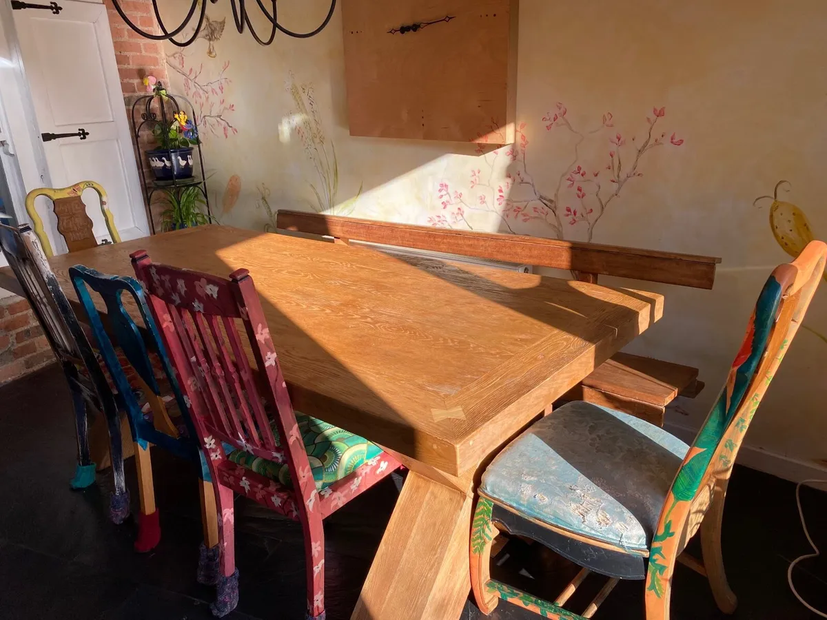 Solid wooden table - Image 2