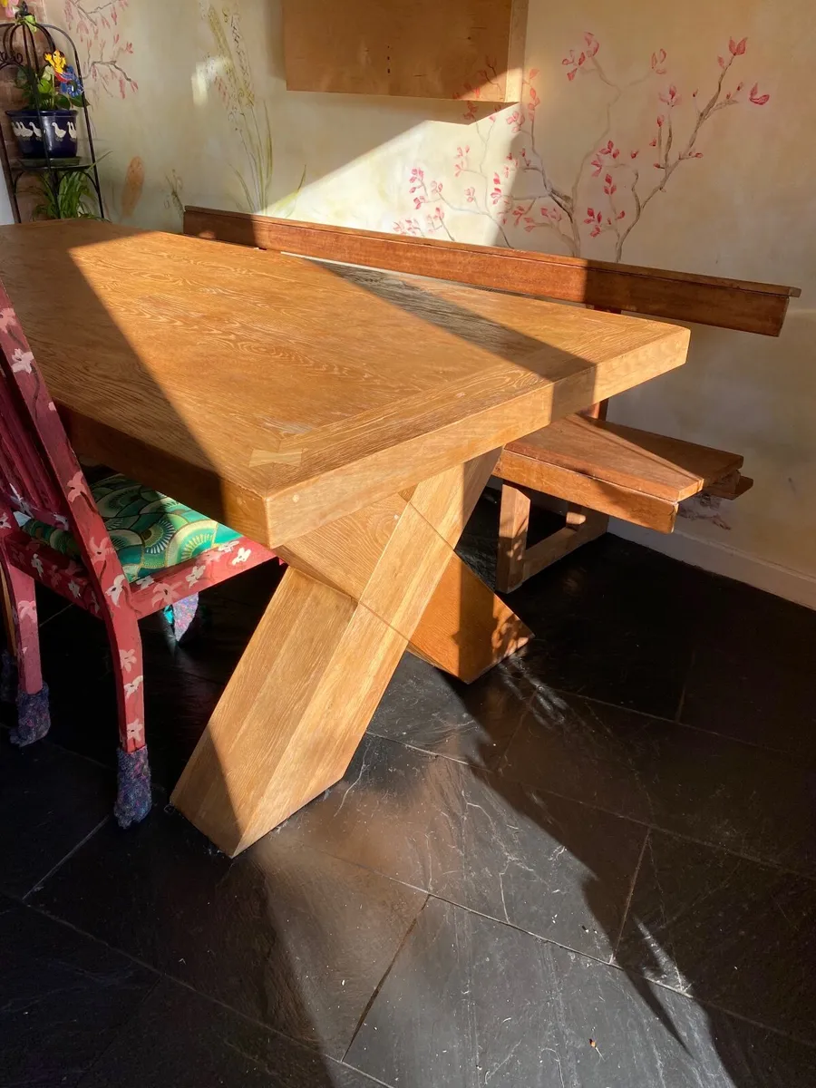 Solid wooden table - Image 3