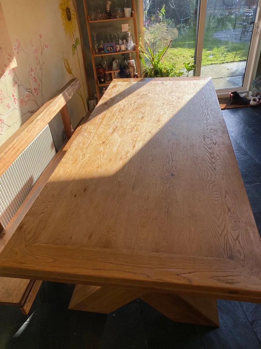 Solid wooden table - Image 4