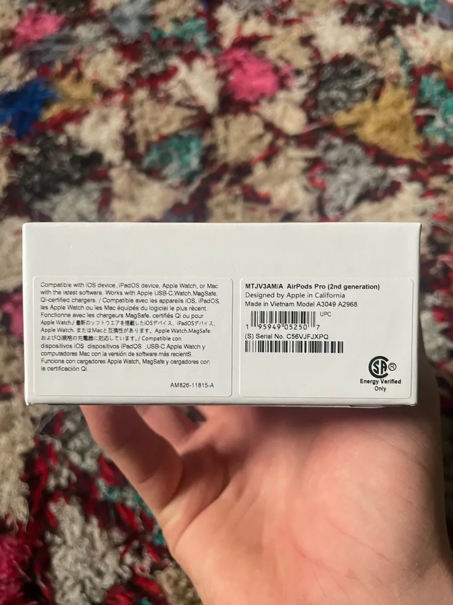 *GENUINE* AirPods Pro (2nd gen) - Image 3