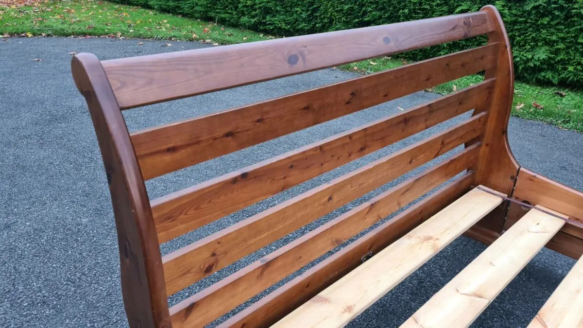 Bed with New Mattress & Lockers - Image 3