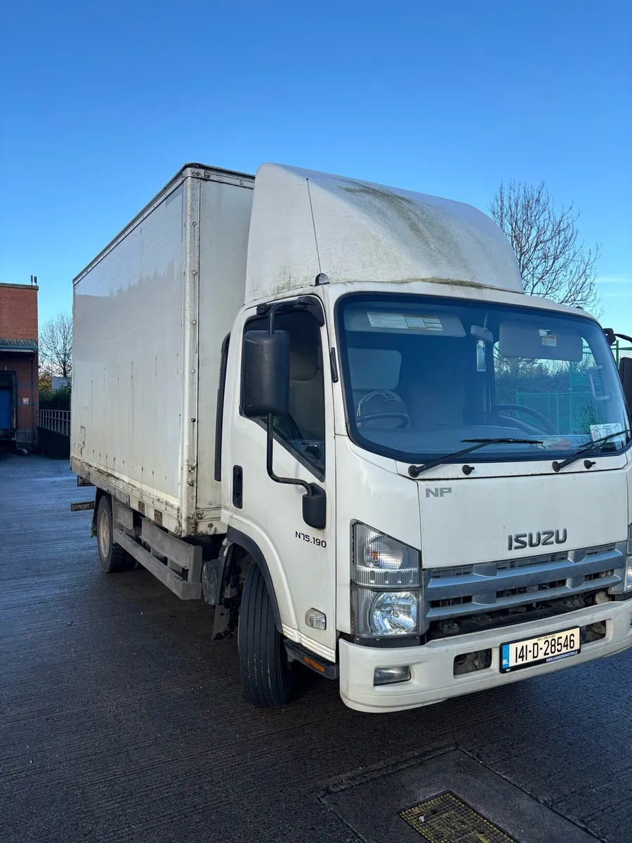 Isuzu 7.5 ton npr 2014 - Image 4