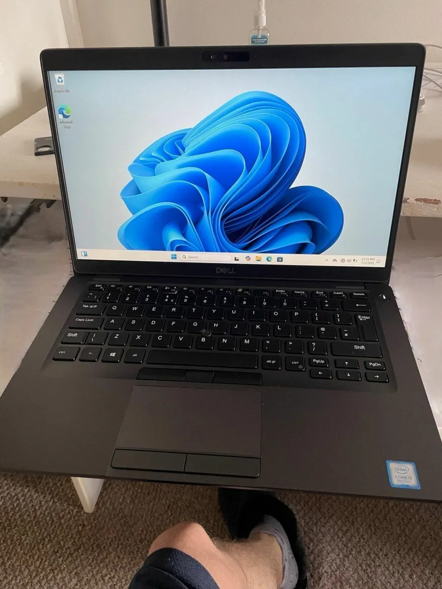 Dell i5 32gb RAM 1TB SSD 14" Win-11 PRO - Image 1