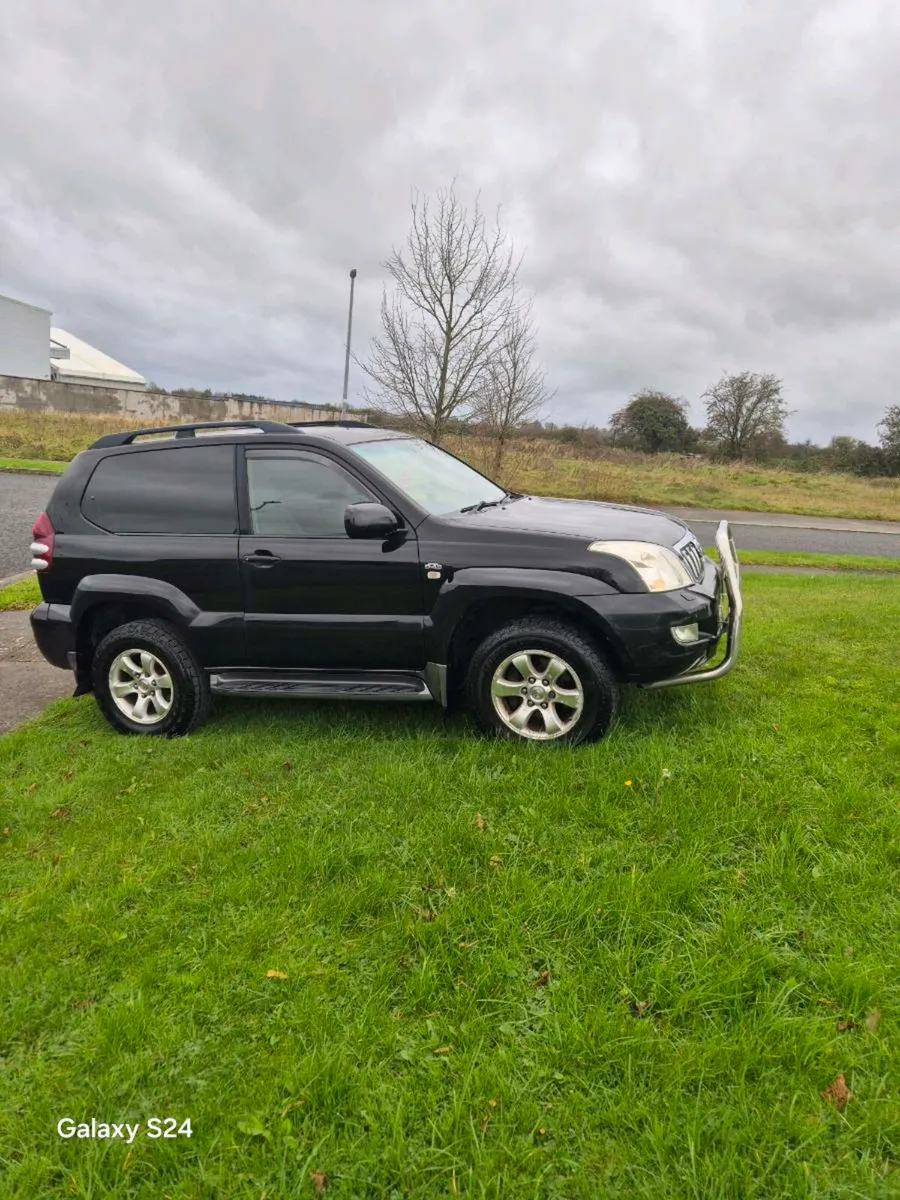 Toyota  Landcruiser  SWB  2009 - Image 4