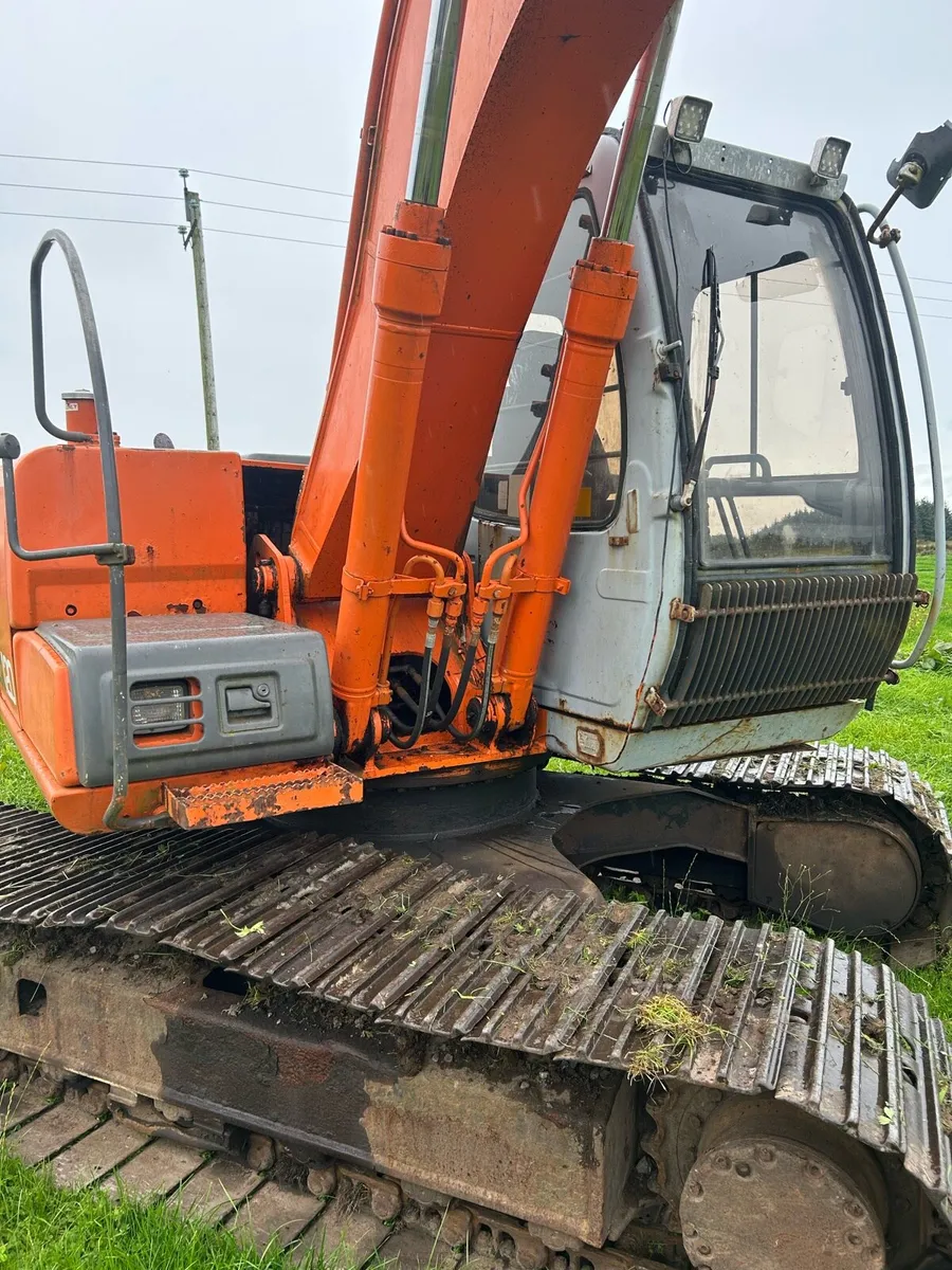 Hitachi Ex120-5 - Image 4