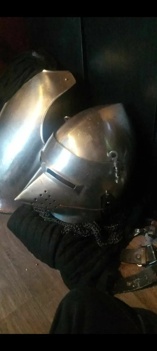 Knights  helmet - Image 1