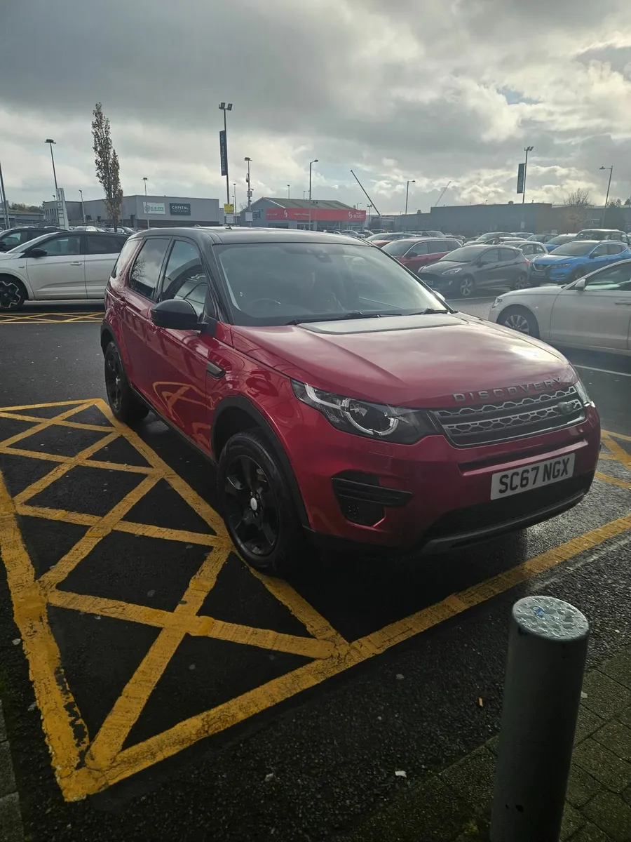 Land Rover Discovery Sport 2018 - Image 2