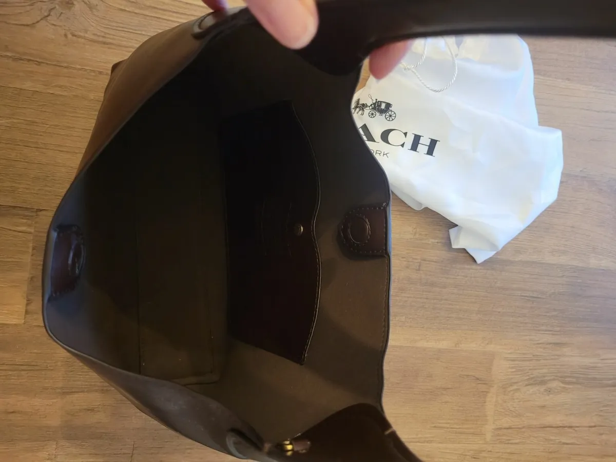 Coach handbag - Image 4