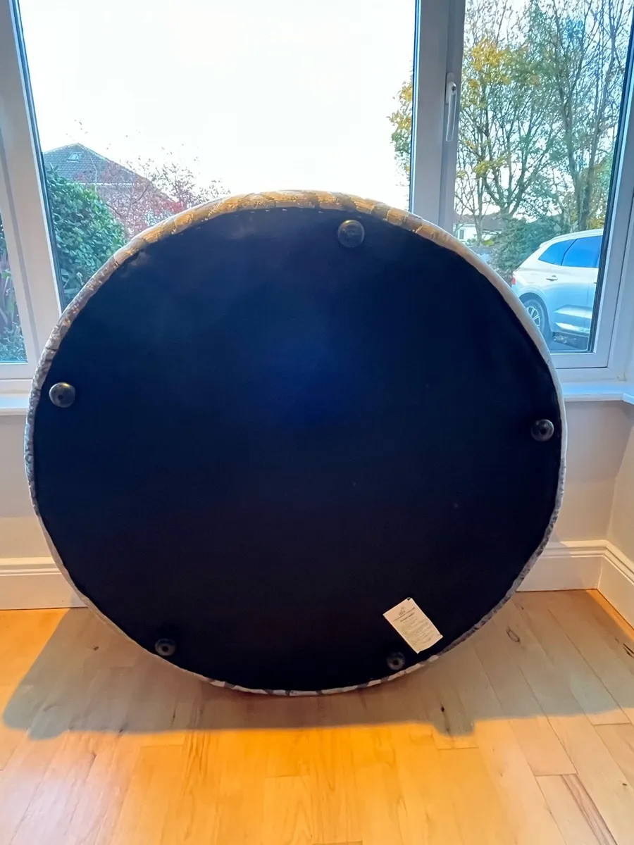 Large footstool - Image 4