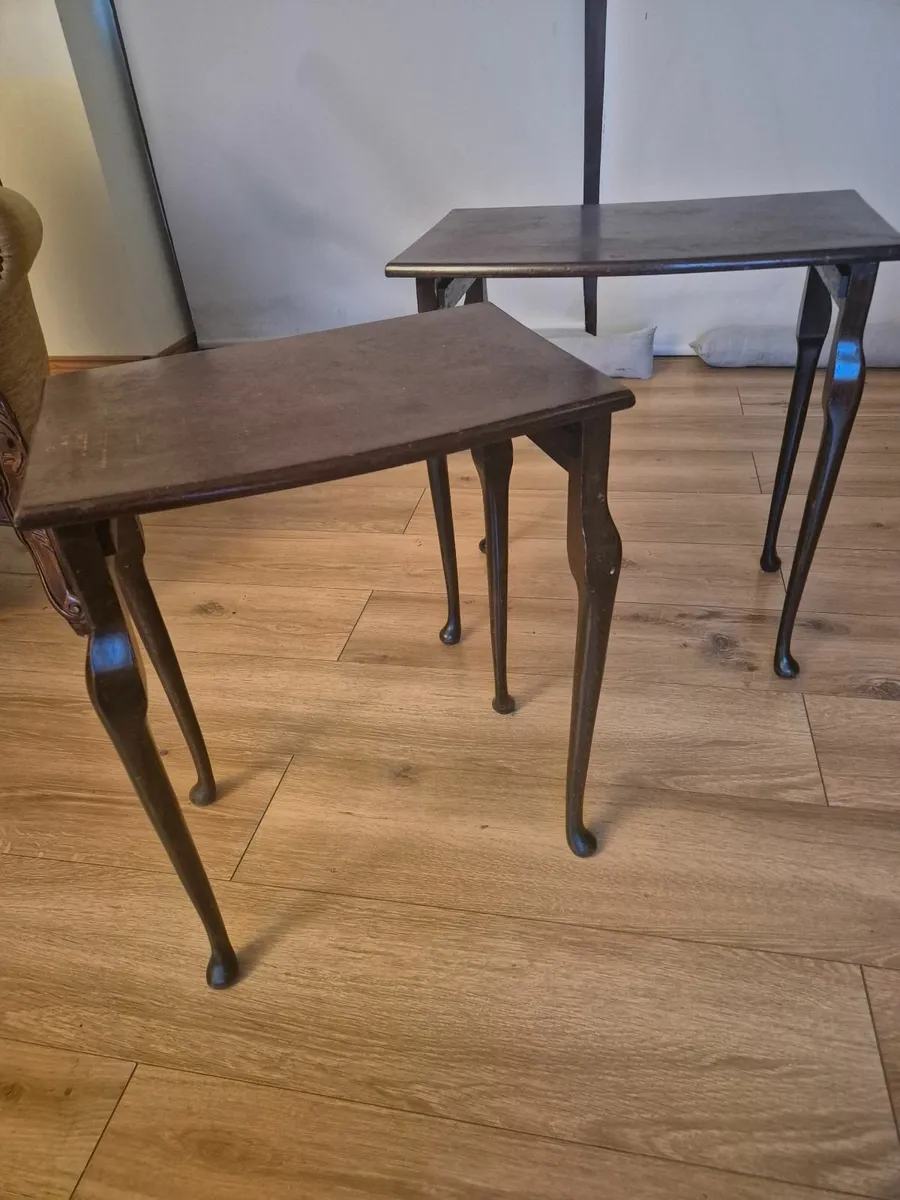 Set of  Vintage occasional tables - Image 3