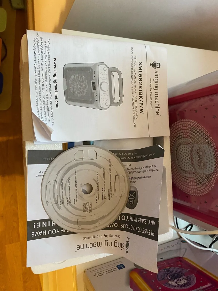 Karaoke Machine - Image 3