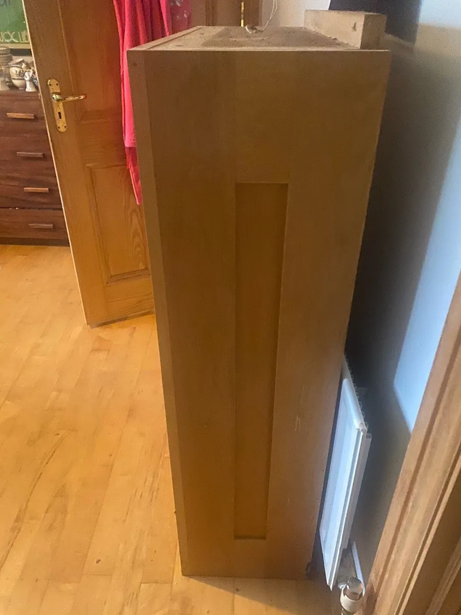 Two Solid oak cabinets - Image 4