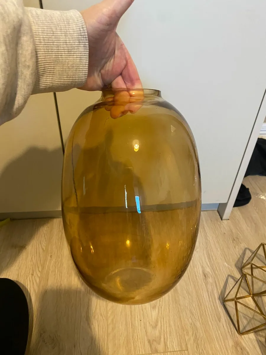 Large 3 Amber Vases - Image 2