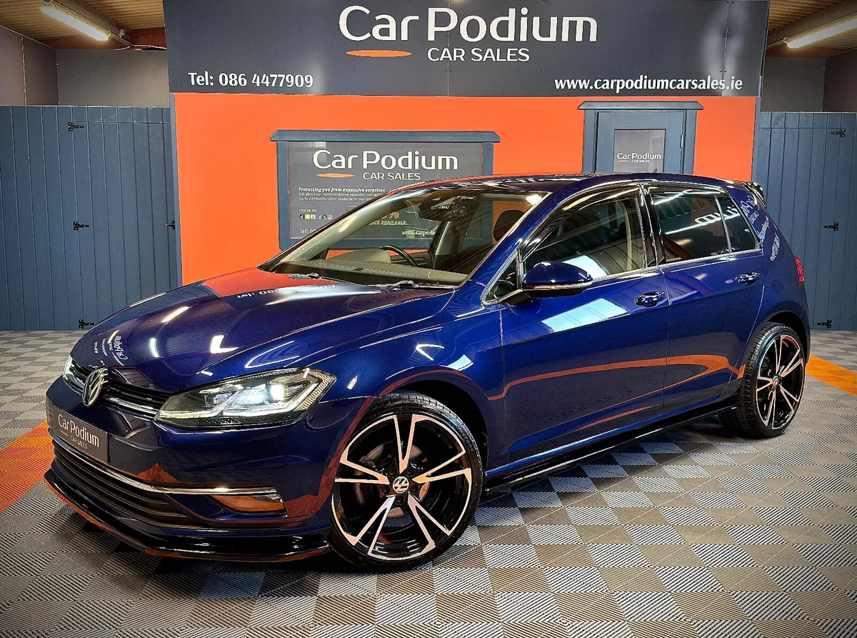 2017 Volkswagen Golf 1.2TSi Auto DSG - Image 1