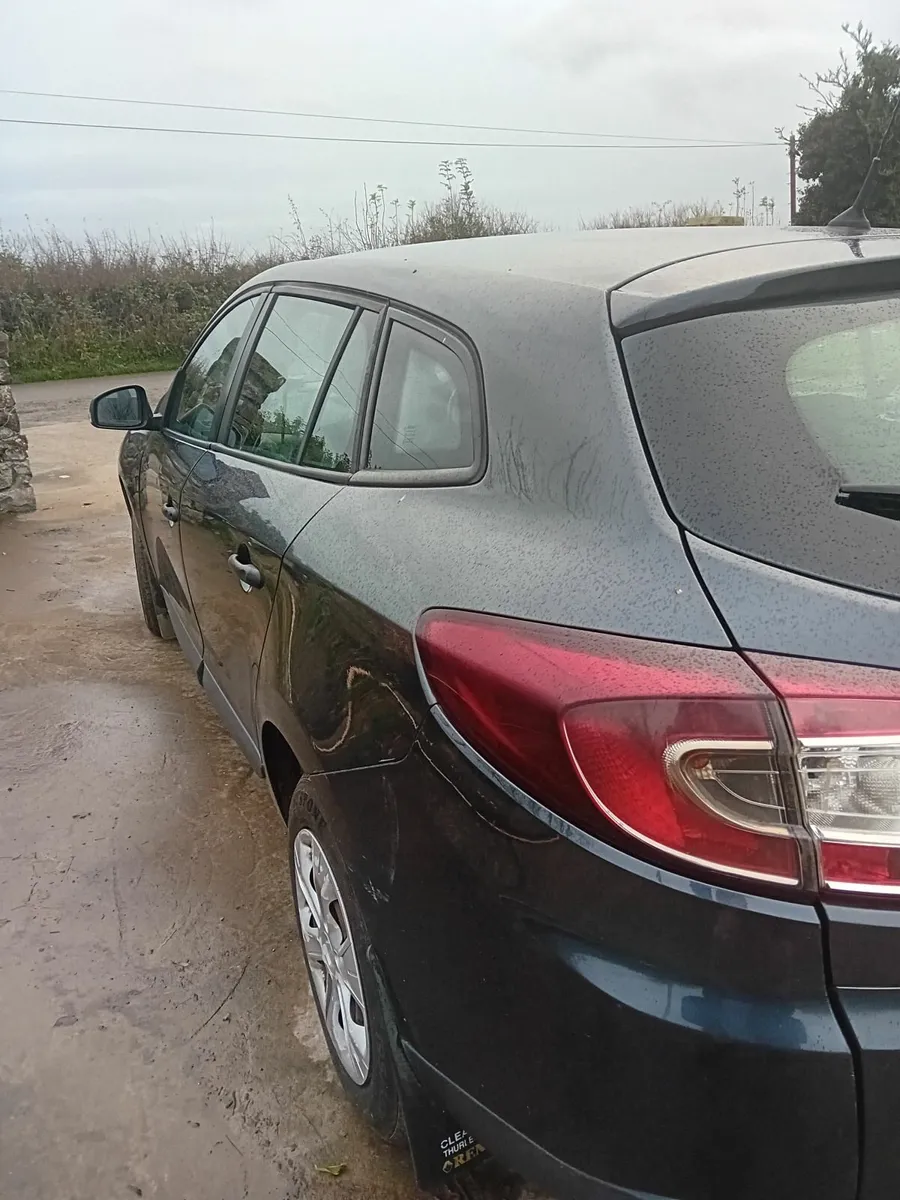 Renault Megane 2011 - Image 2