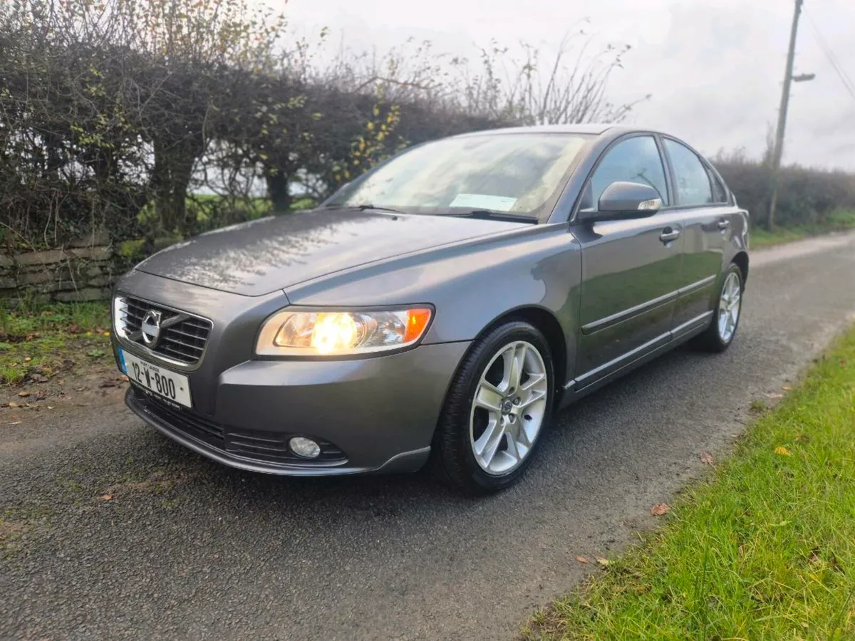 12 volvo s40 D2 - Image 2