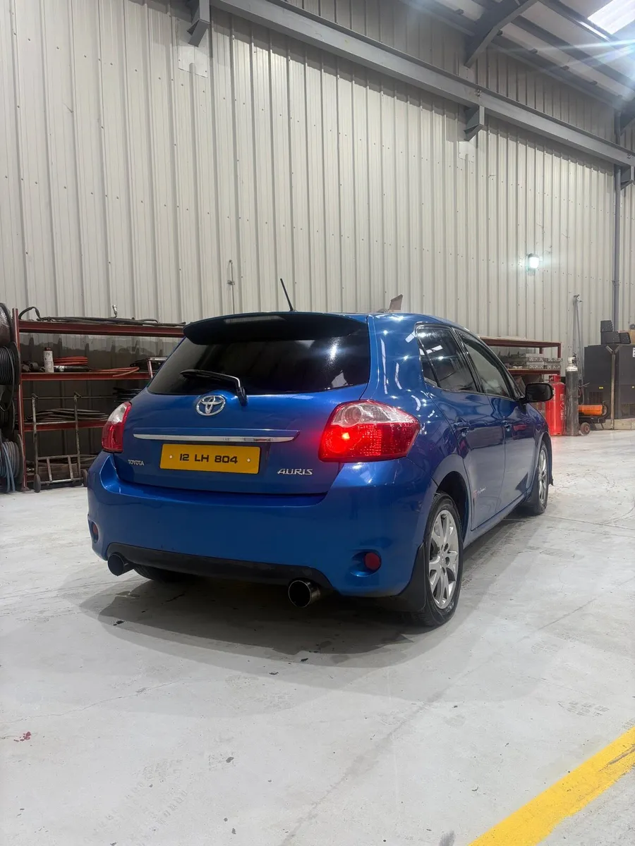 2012 Toyota Auris •1.4 diesel• - Image 3