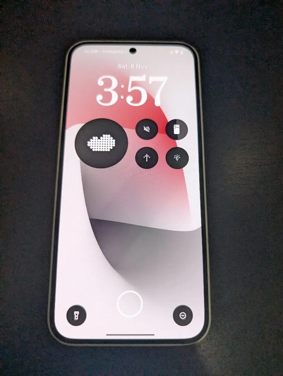 Nothing Phone 2a White - Image 1