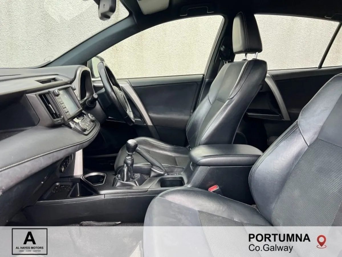 Toyota Rav4 2.0 D-4d (143) 2WD Luna Sport - Image 3