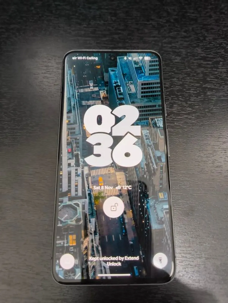 Google Pixel 8 256GB - Image 1