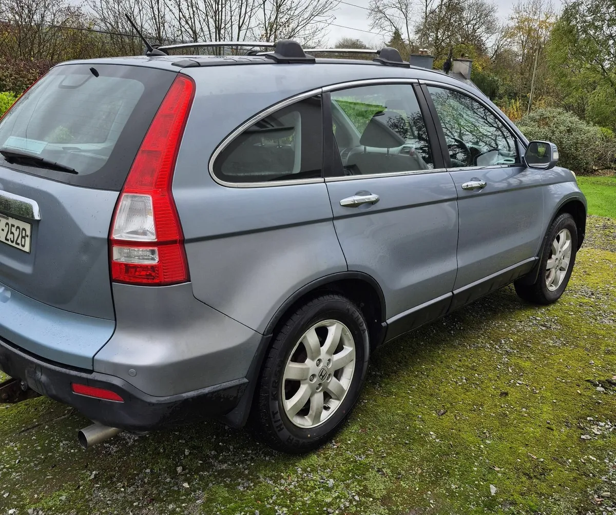 Honda CR-V 2008 - Image 2