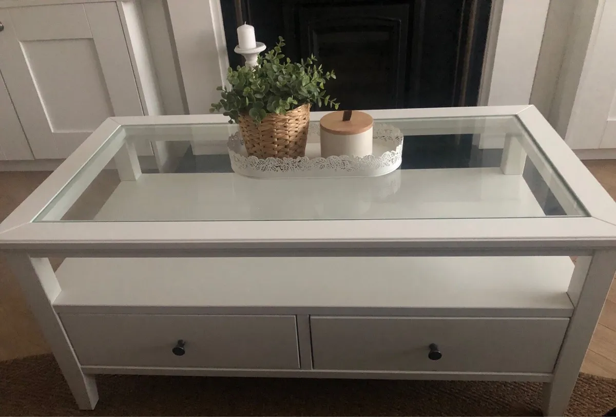 Coffee table - Image 1