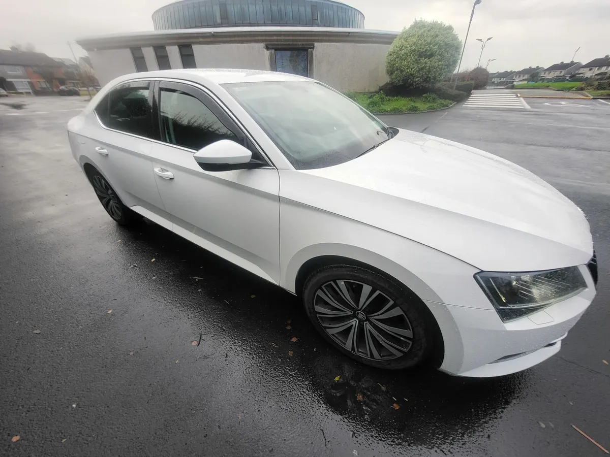 Skoda Superb 2018 nct . 5.27. - Image 3
