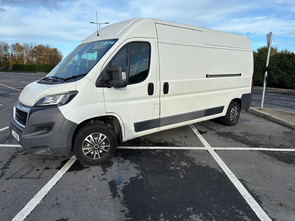 Peugeot Boxer Van - Image 4