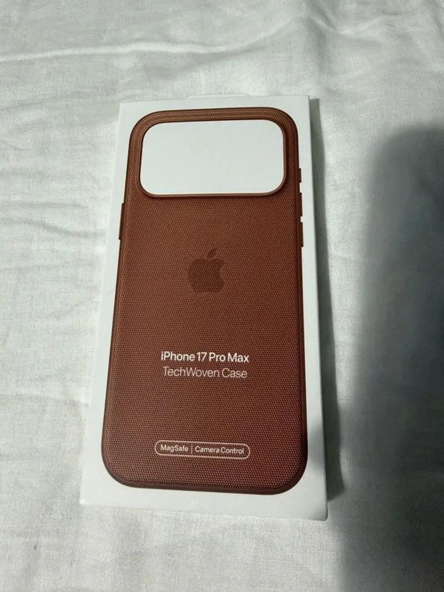 iPhone 17 Pro Max TechWoven Case