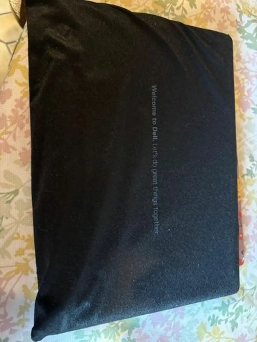 Dell Latitude 7450 BTX 2 in 1 laptop - Image 3