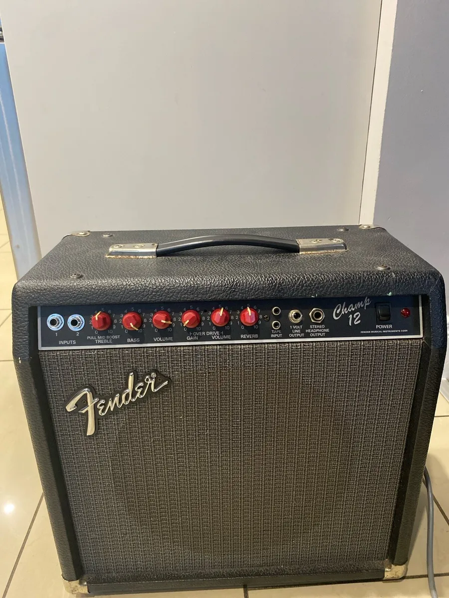 Fender Champ 12 Guitar Amp - Image 4