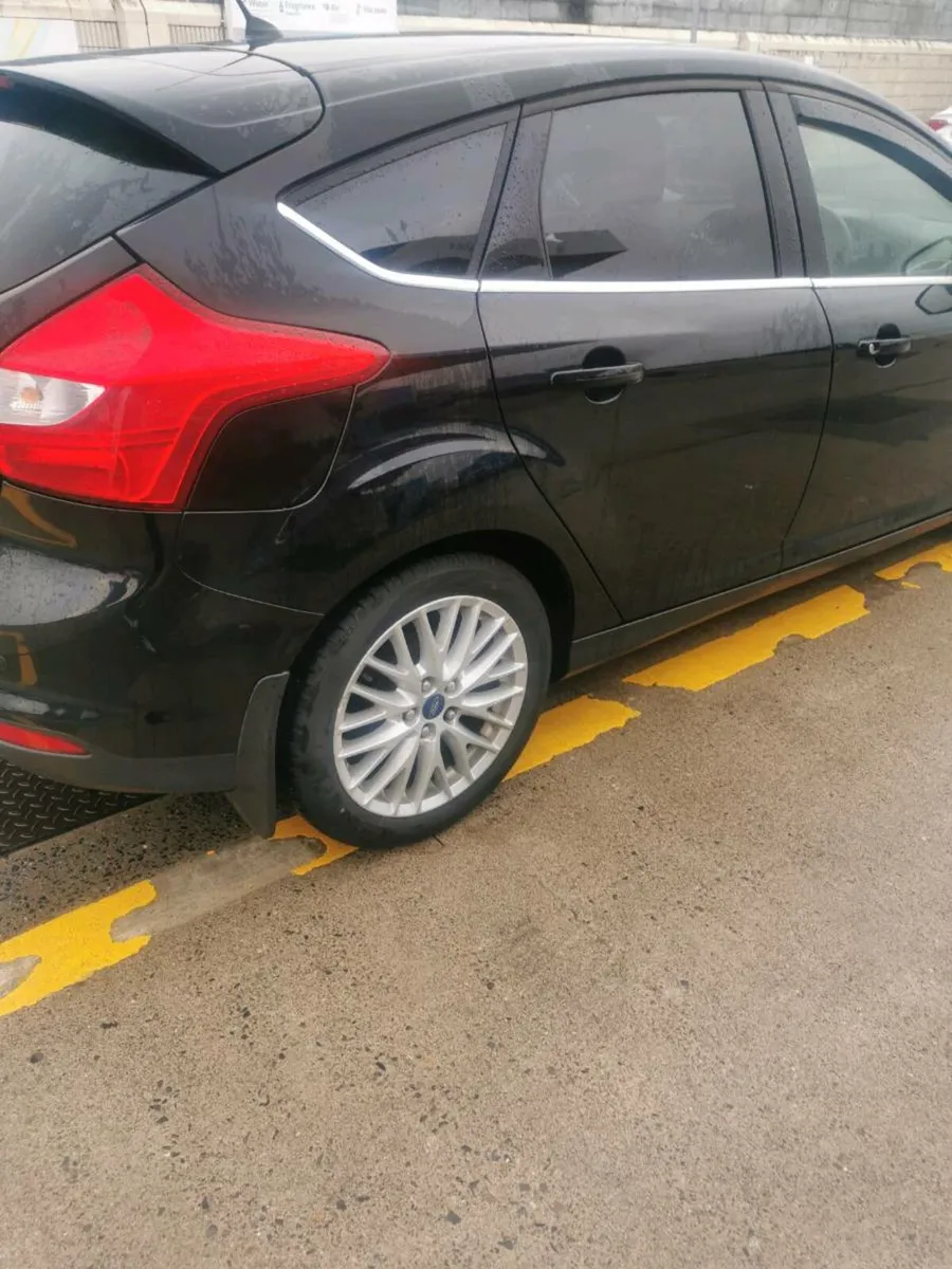Ford Focus - Image 3