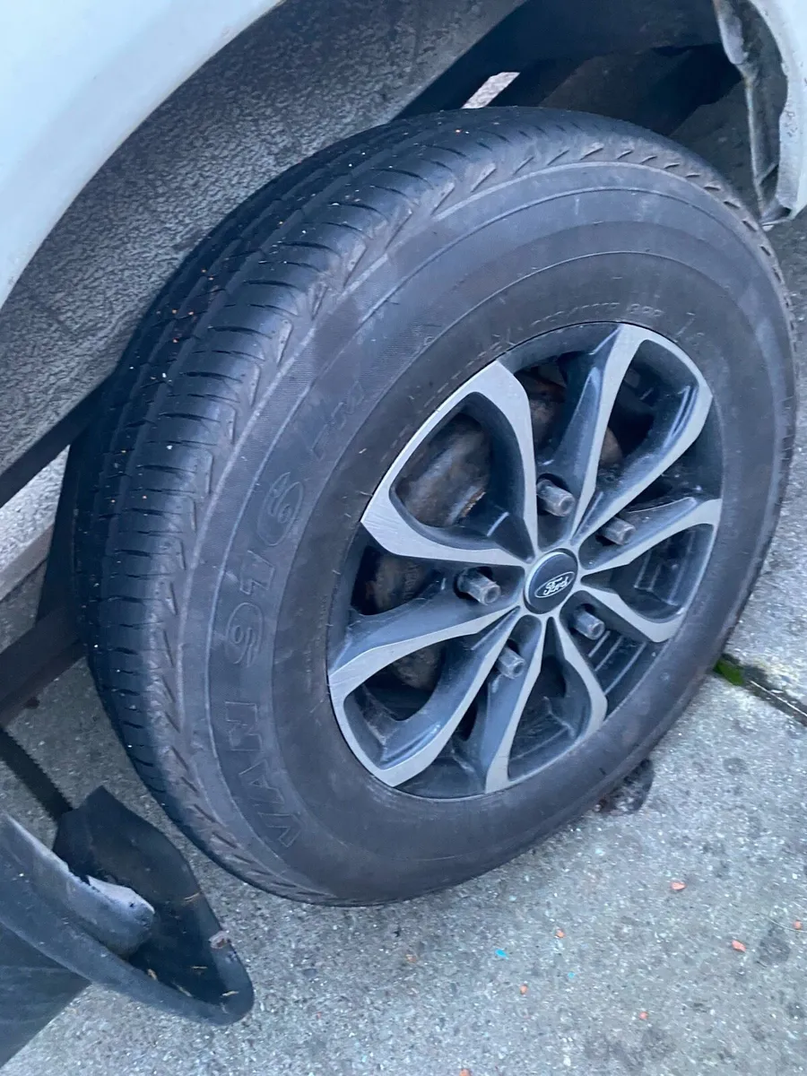 03  2.4 high roof. - Image 3