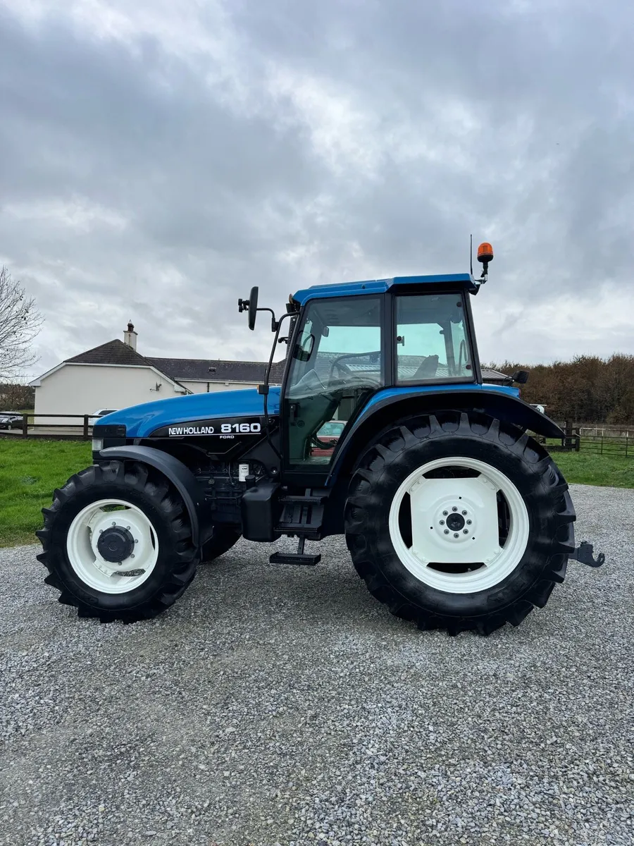 New Holland 8160 - Image 1