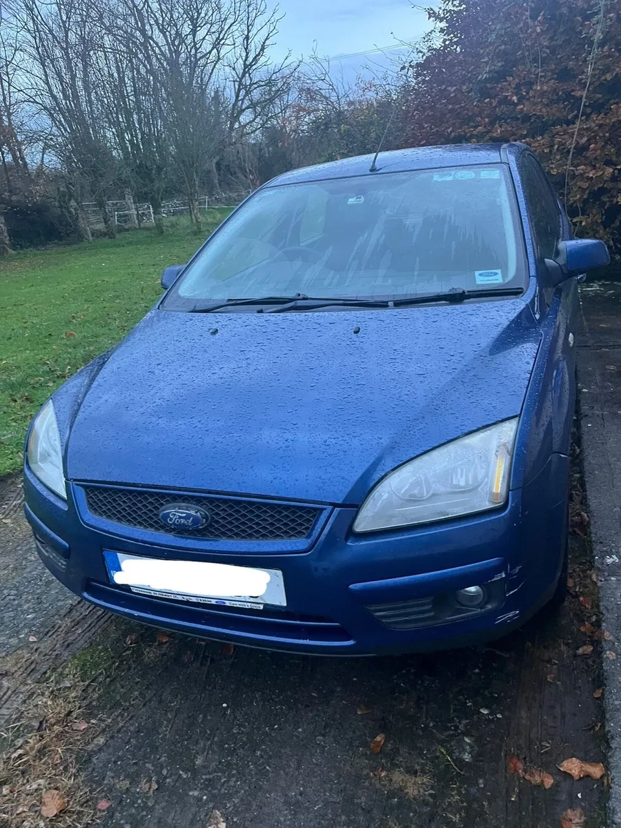 Ford Focus Petrol 2007   1.4 - Image 4
