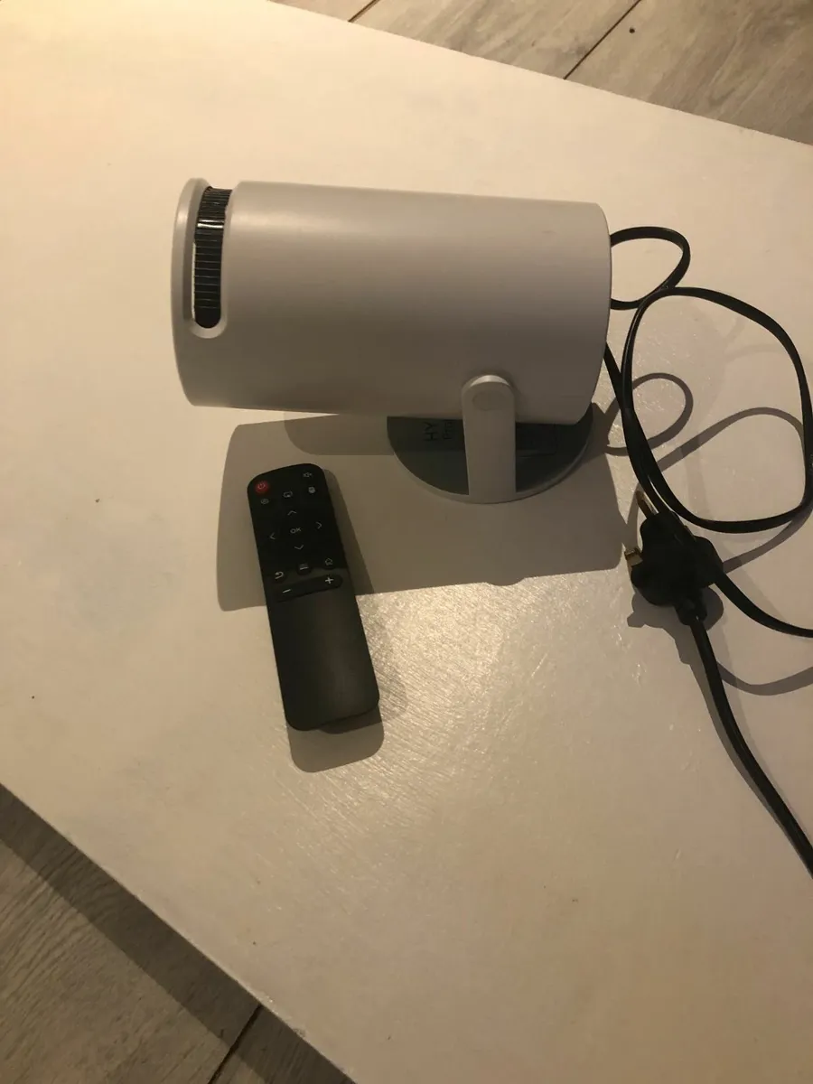 Mini Projector For Sale - Image 2