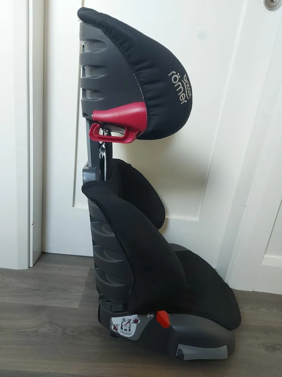 Britax Romer Car Seat - Image 3