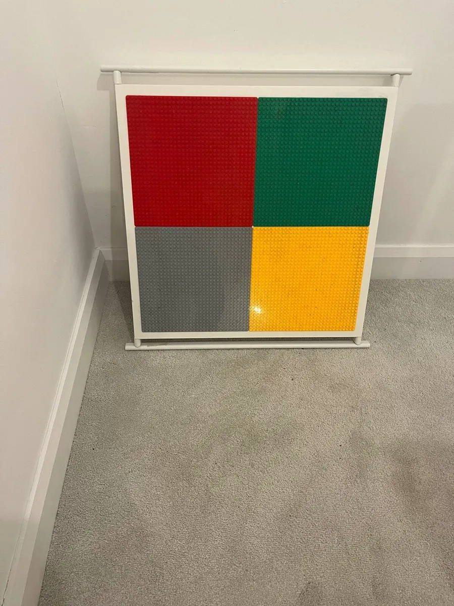 Lego table