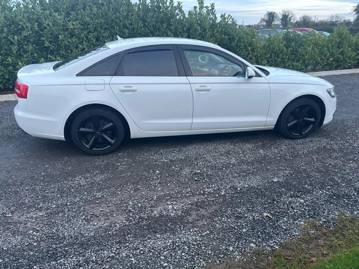 2013 AUDI A6 2LT 177bhp - Image 2