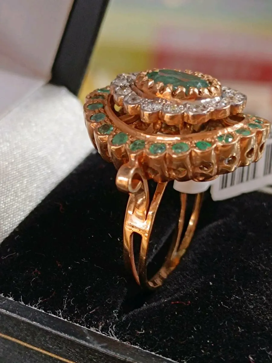 Emerald & Diamond Cluster, 9k Rose Gold Ring - Image 3