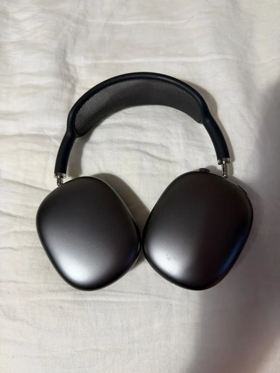 Apple AirPods Max (Gen 1 | Space Gray) - Image 2