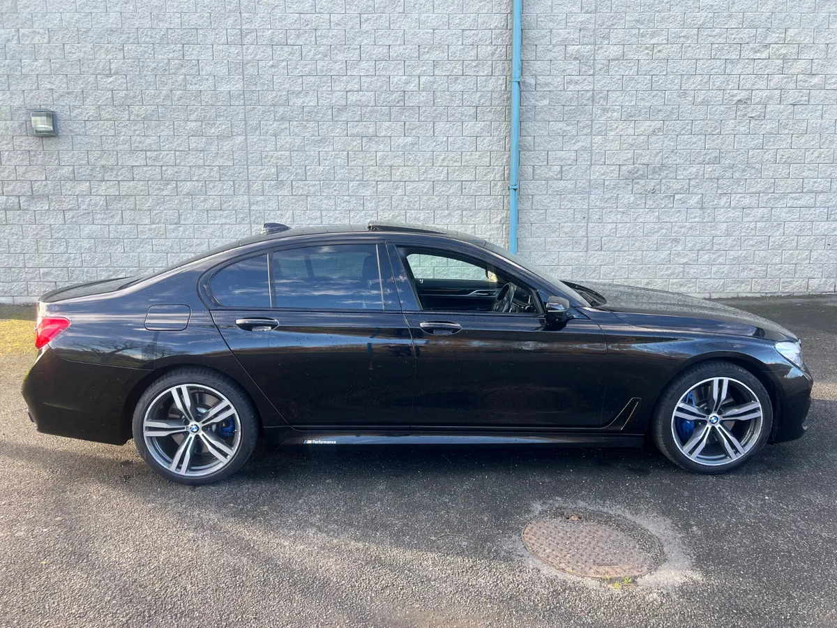 BMW 7-Series 2018 M Sport Low Kms - Image 4