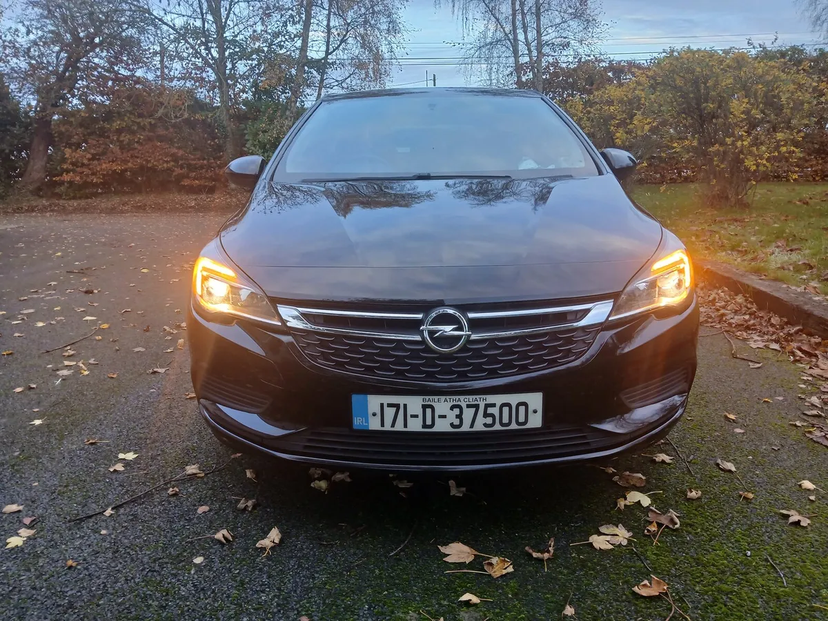 2017 Opel Astra NCT 04/27 Taxed 12/25 - Image 2
