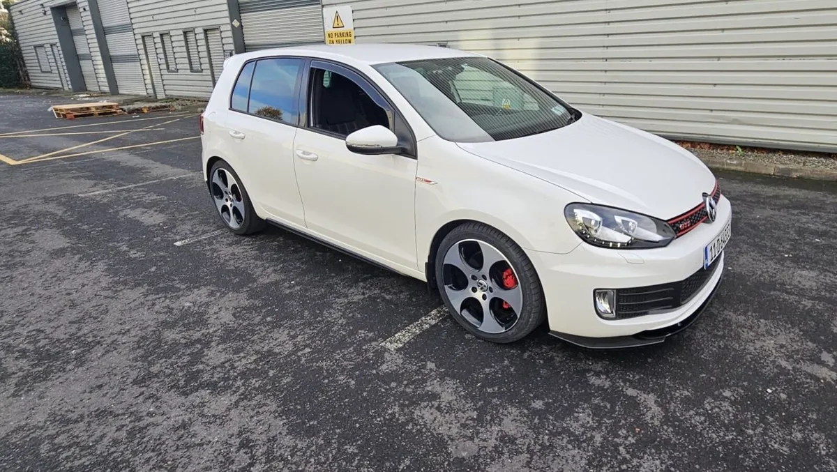 Golf gti - Image 2