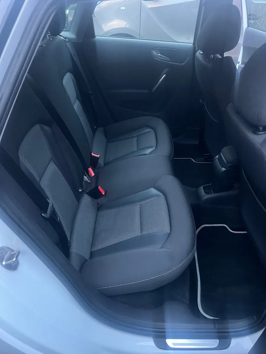 Audi A1 2013 - 1.4 TFSI SPORT S TRONIC - Image 3